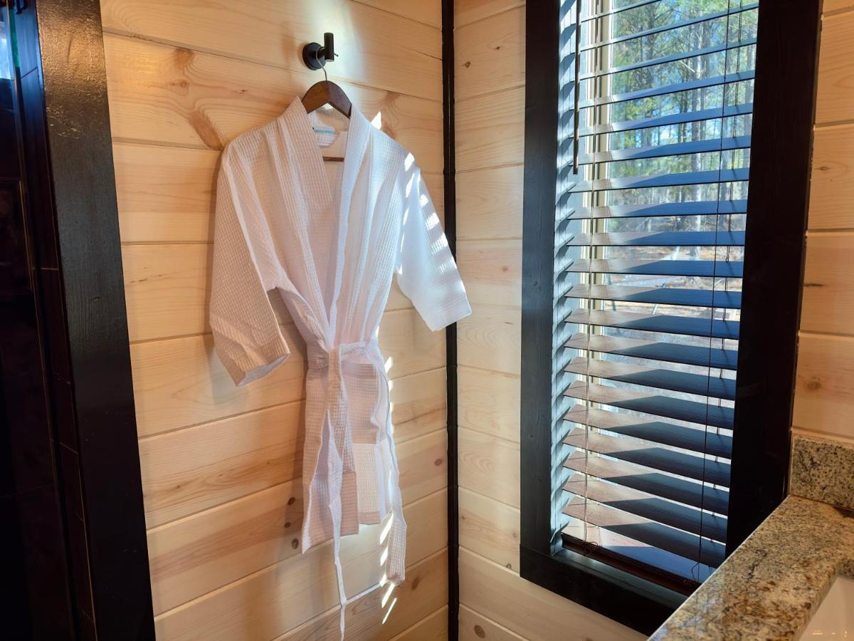 New Luxury Cabin, Hot Tub, Forest Views,Hotel Style Amenities Broken Bow Exteriér fotografie
