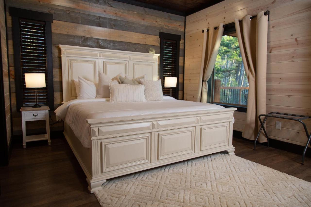 New Luxury Cabin, Hot Tub, Forest Views,Hotel Style Amenities Broken Bow Exteriér fotografie