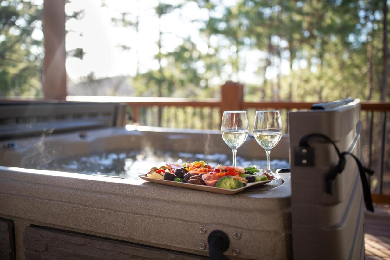 New Luxury Cabin, Hot Tub, Forest Views,Hotel Style Amenities Broken Bow Exteriér fotografie