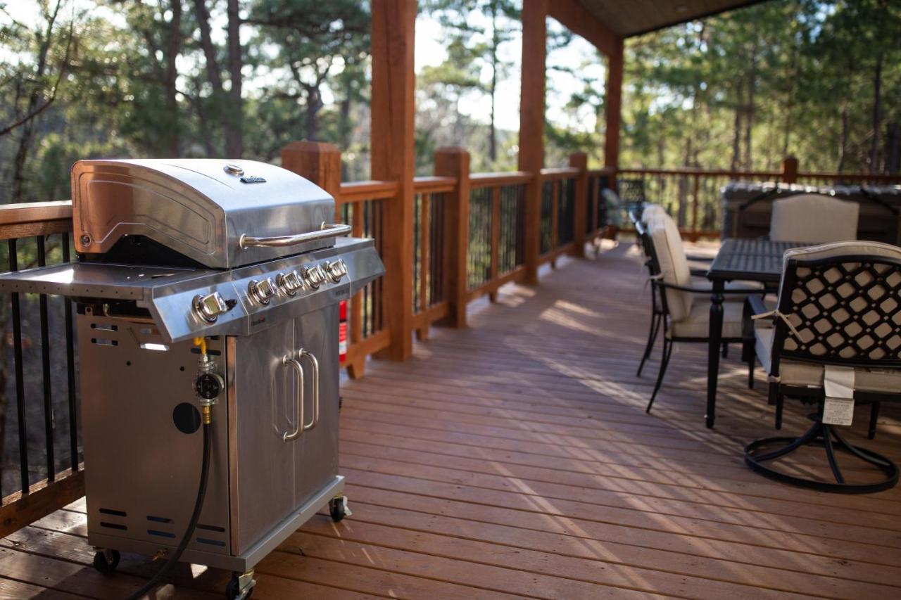 New Luxury Cabin, Hot Tub, Forest Views,Hotel Style Amenities Broken Bow Exteriér fotografie