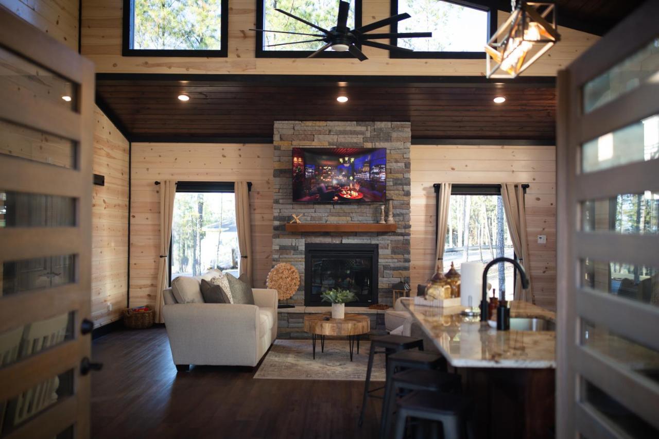 New Luxury Cabin, Hot Tub, Forest Views,Hotel Style Amenities Broken Bow Exteriér fotografie