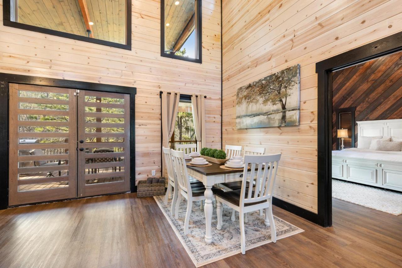 New Luxury Cabin, Hot Tub, Forest Views,Hotel Style Amenities Broken Bow Exteriér fotografie
