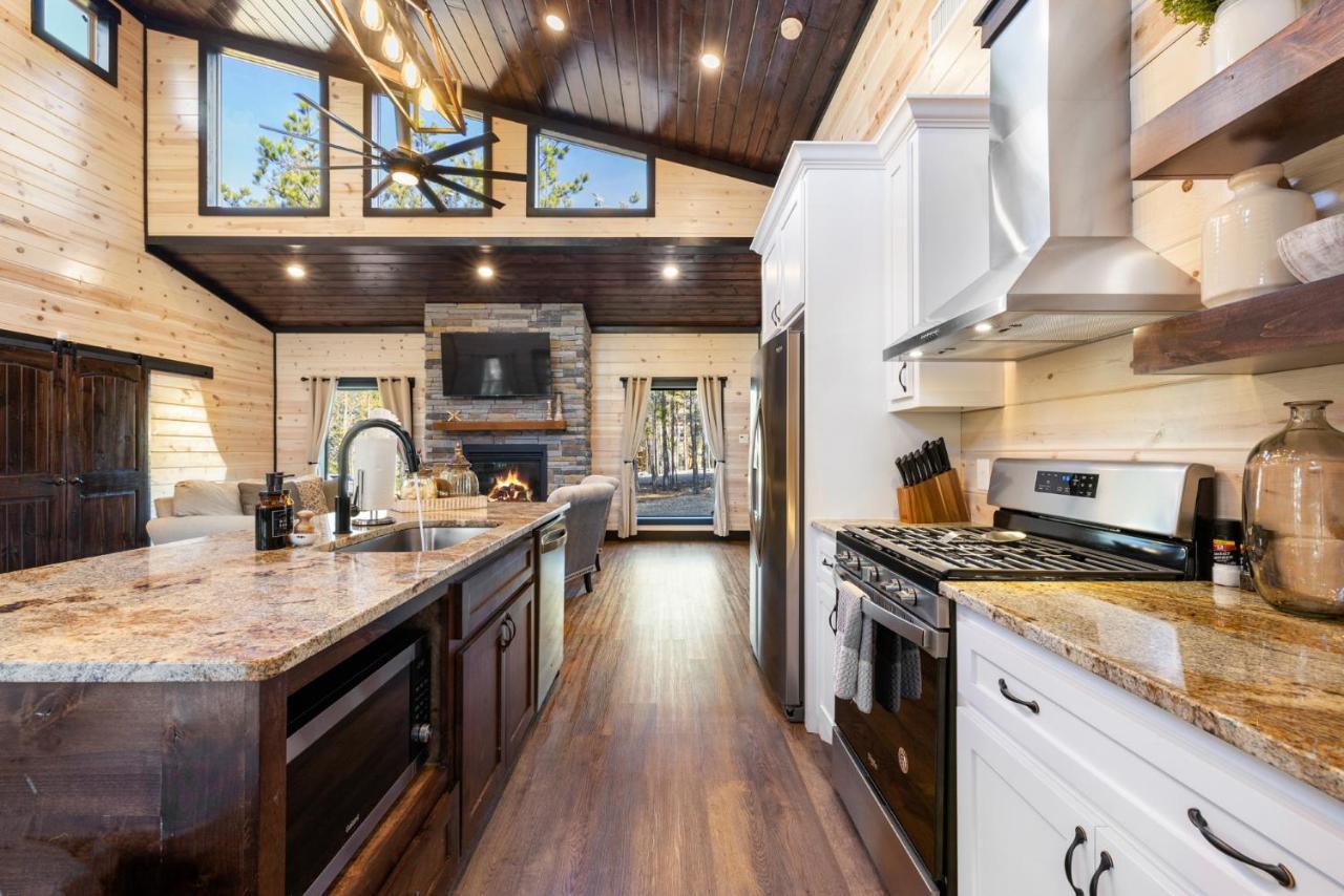 New Luxury Cabin, Hot Tub, Forest Views,Hotel Style Amenities Broken Bow Exteriér fotografie