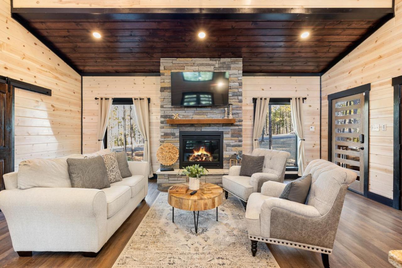 New Luxury Cabin, Hot Tub, Forest Views,Hotel Style Amenities Broken Bow Exteriér fotografie