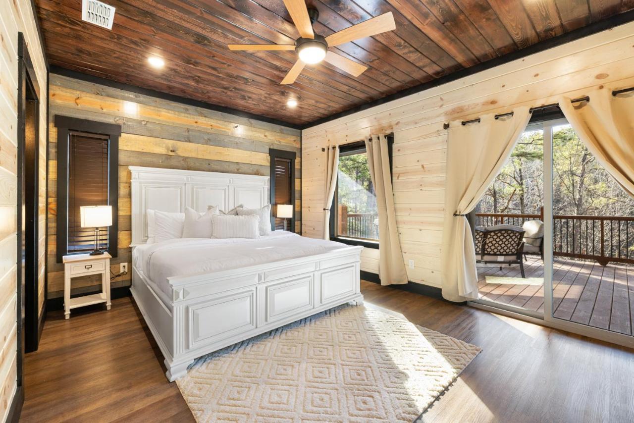 New Luxury Cabin, Hot Tub, Forest Views,Hotel Style Amenities Broken Bow Exteriér fotografie